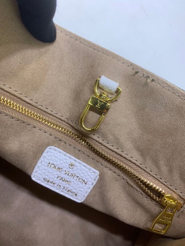 LOUIS VUITTON ONTHEGO MM 35CM DARK GREEN M46060 - Image 4