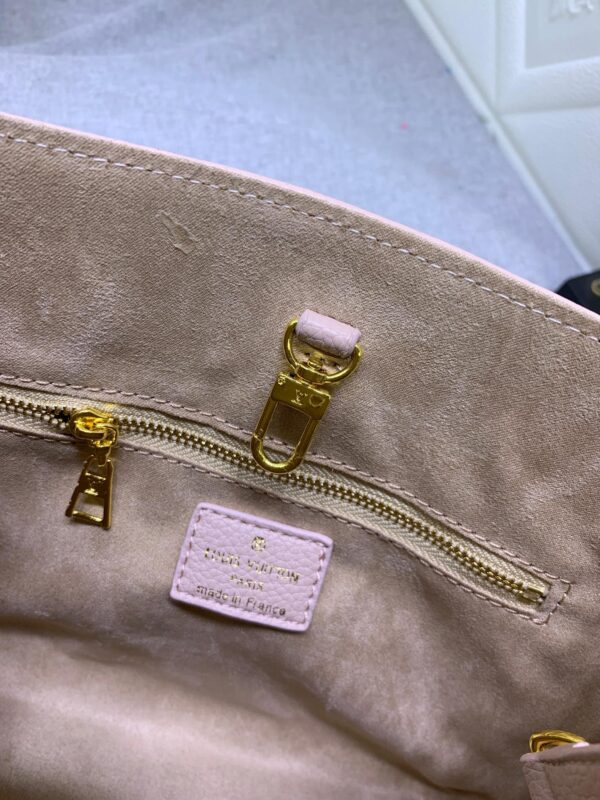 LOUIS VUITTON ONTHEGO MM 25CM NUDE AND YELLOW M46060 - Image 3