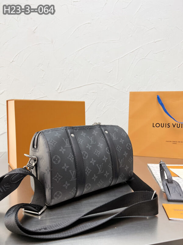 LOUIS VUITTON KEEPALL BANDOULIÈRE 28CM MONOGRAM ECLIPSE BLACK M46271 - Image 3