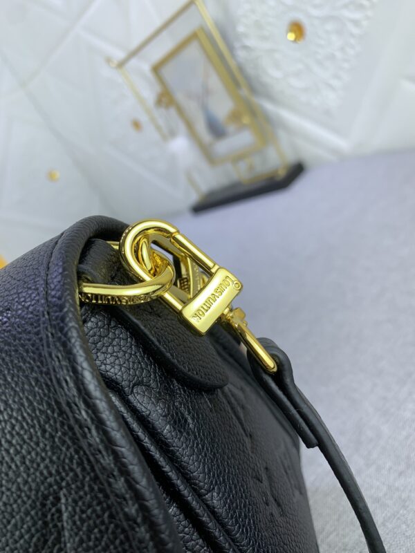 LOUIS VUITTON DIANE MONOGRAM IN BLACK 23CM M46386 - Image 2