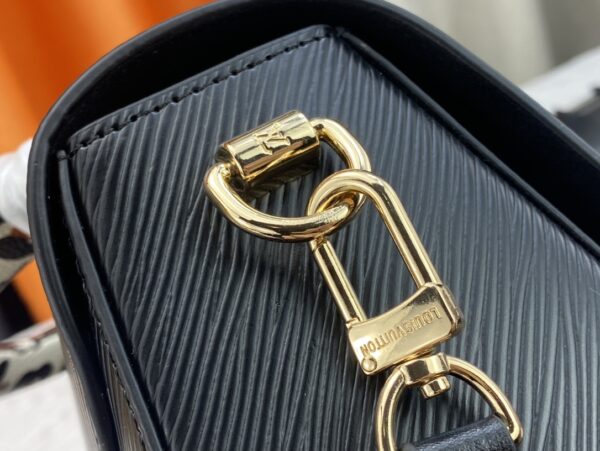 LOUIS VUITTON TWIST MM BLACK 23CM - Image 4