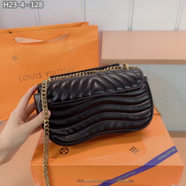 LOUIS VUITTON NEW WAVE CHAIN BAG BLACK 25CM M55206 - Image 4