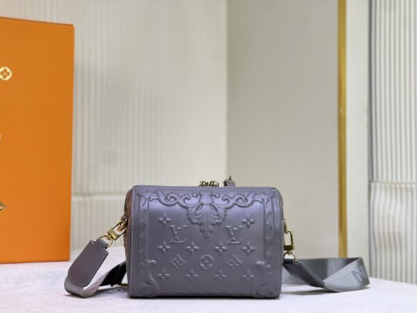 LOUIS VUITTON CITY KEEPALL BAG GREY 20CM M21835 - Image 5