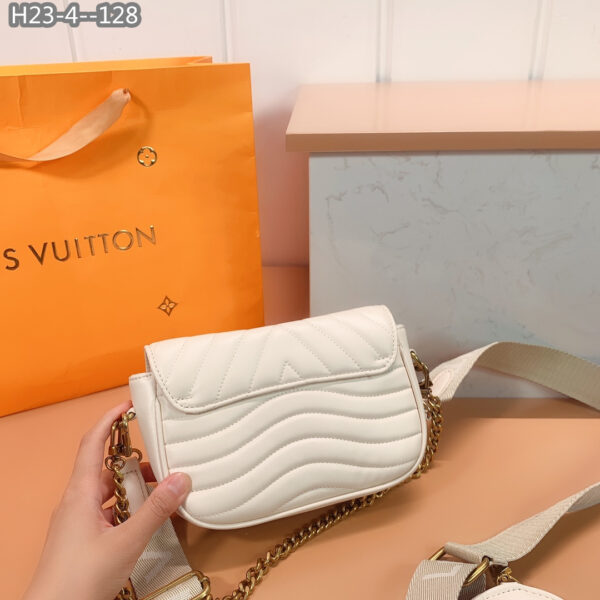 LOUIS VUITTON NEW WAVE MULTI POCHETTE WHITE 20CM M56471 - Image 4