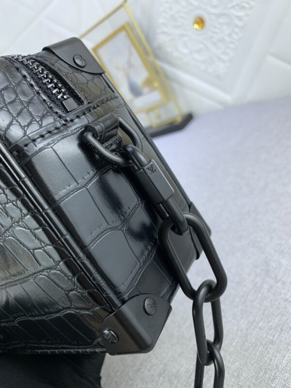 LOUIS VUITTON MINI SOFT TRUNK CROCODILIAN BLACK LEATHER 18.5CM N80956 - Image 5
