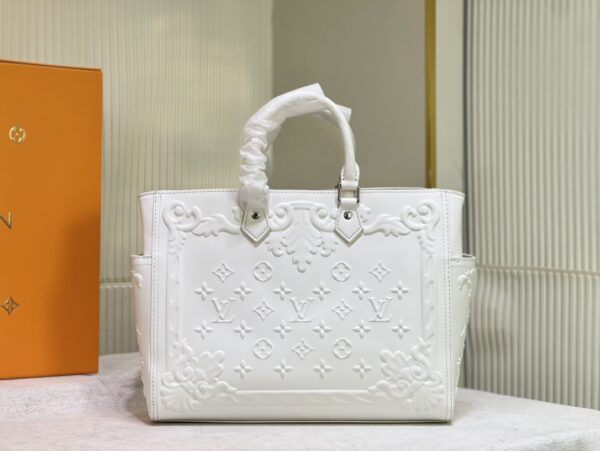 LOUIS VUITTON ORNAMENTS CAPSULE SAC PLAT WHITE 34CM M21841 - Image 6