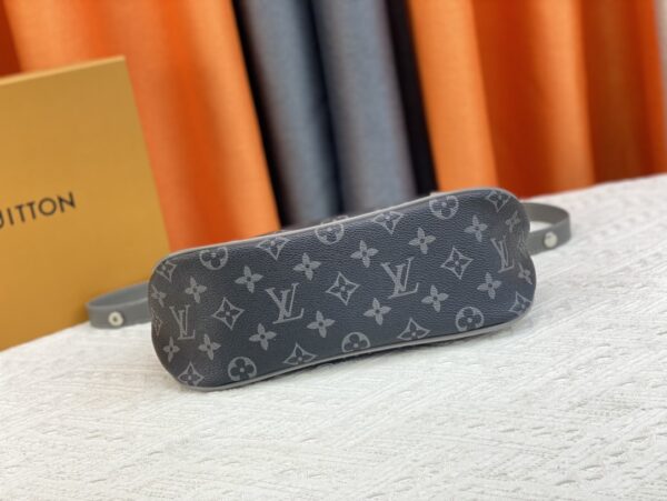 LOUIS VUITTON BOULOGNE BLACK AND GREY LEATHER 27CM M45832 - Image 6