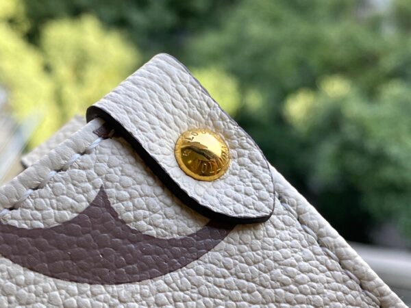 LOUIS VUITTON EMPREINTE ONTHEGO PM WHITE 25CM M45654 - Image 6