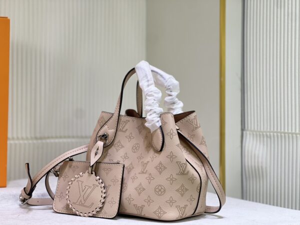 LOUIS VUITTON BLOSSOM PM BAG NUDE 20CM M21849 - Image 6
