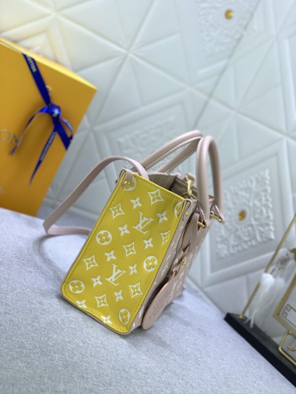 LOUIS VUITTON ONTHEGO MM 25CM NUDE AND YELLOW M46060 - Image 7