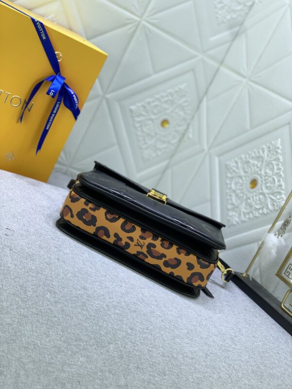 LOUIS VUITTON POCHETTE MÉTIS BLACK 25CM - Image 7