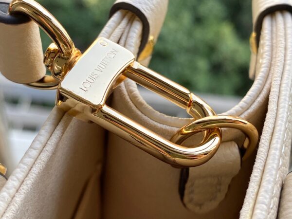 LOUIS VUITTON EMPREINTE ONTHEGO PM WHITE 25CM M45654 - Image 7