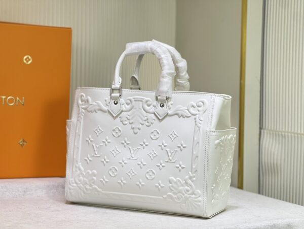LOUIS VUITTON ORNAMENTS CAPSULE SAC PLAT WHITE 34CM M21841 - Image 8