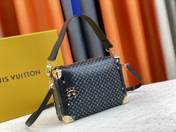 LOUIS VUITTON SIDE TRUNK MONOGRAM IN FULL BLACK 24.5CM M46358 - Image 8