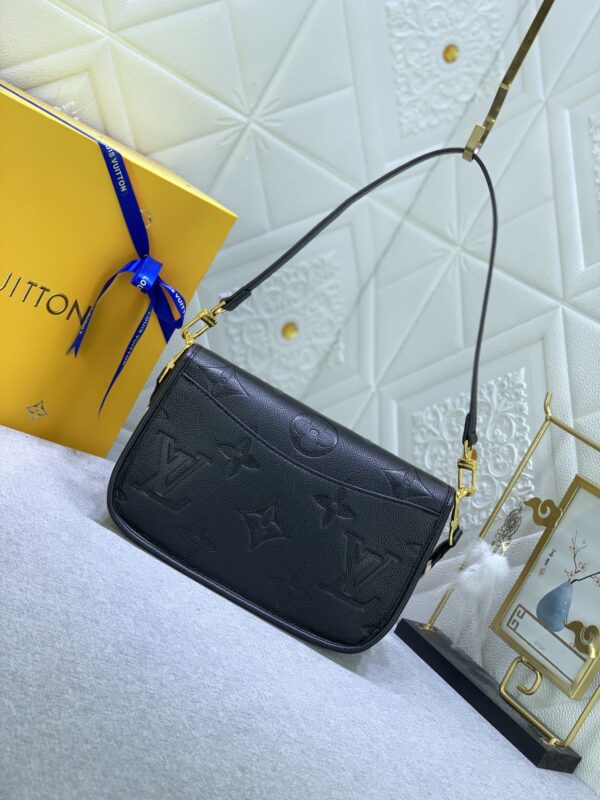 LOUIS VUITTON DIANE MONOGRAM IN BLACK 23CM M46386 - Image 6