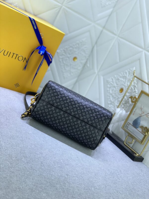 LOUIS VUITTON SPEEDY BANDOULIÈRE 20 BLACK M22595 - Image 8