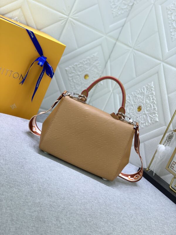 LOUIS VUITTON CLUNY MINI BROWN 20CM M58931 - Image 8