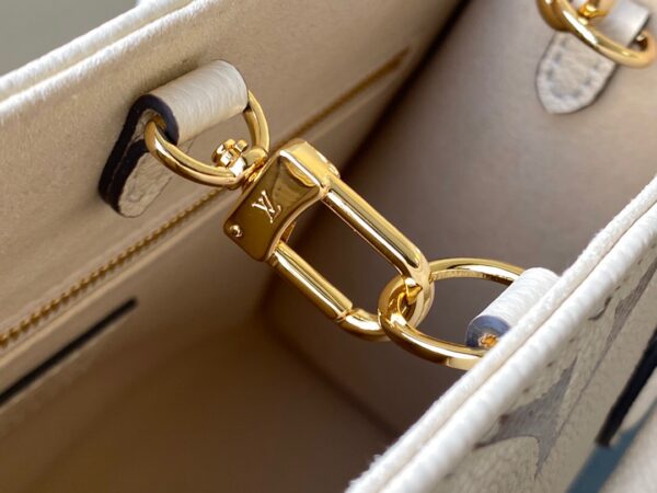LOUIS VUITTON EMPREINTE ONTHEGO PM WHITE 25CM M45654 - Image 8