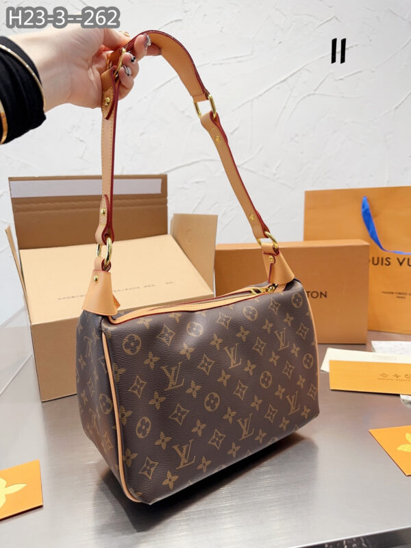 LOUIS VUITTON TIKAL MONOGRAM BROWN BAG 32CM - Image 8