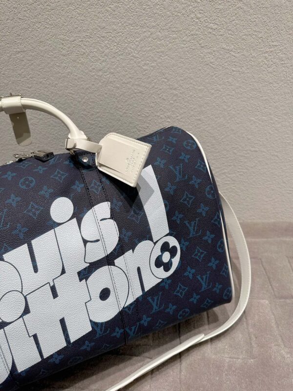 LOUIS VUITTON KEEPALL BANDOULIÈRE 50CM DARK BLUE WITH WHITE - Image 8