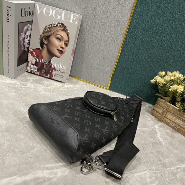LOUIS VUITTON DUO SLING BAG BLACK 42CM M30936 - Image 7