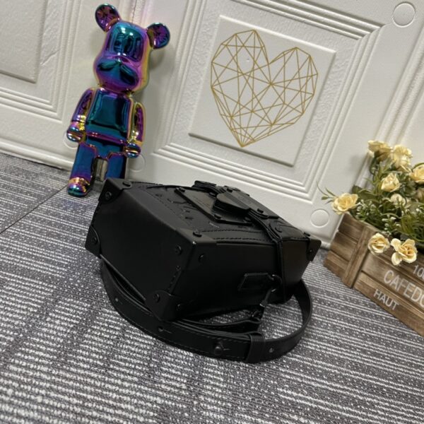 LOUIS VUITTON VERTICAL TRUNK BLACK LEATHER 17.5CM M82070 - Image 3