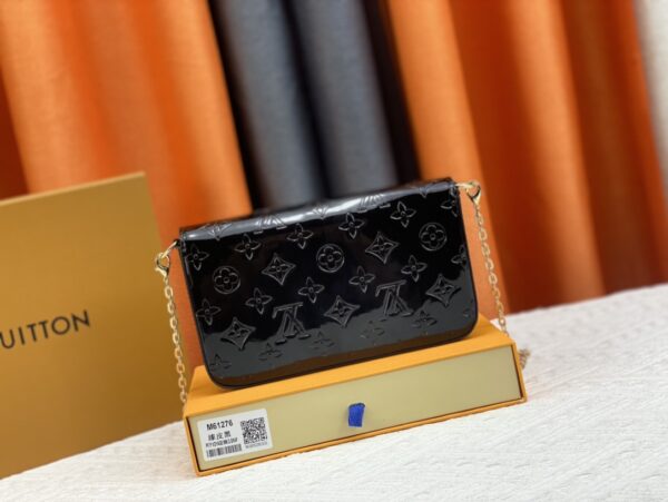 LOUIS VUITTON POCHETTE FÉLICE AMARANTE MONOGRAM VERNIS BLACK 21CM M61267 - Image 3