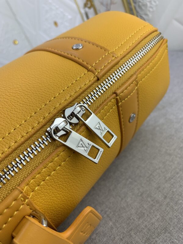 LOUIS VUITTON CITY KEEPALL LEMON 27CM - Image 8