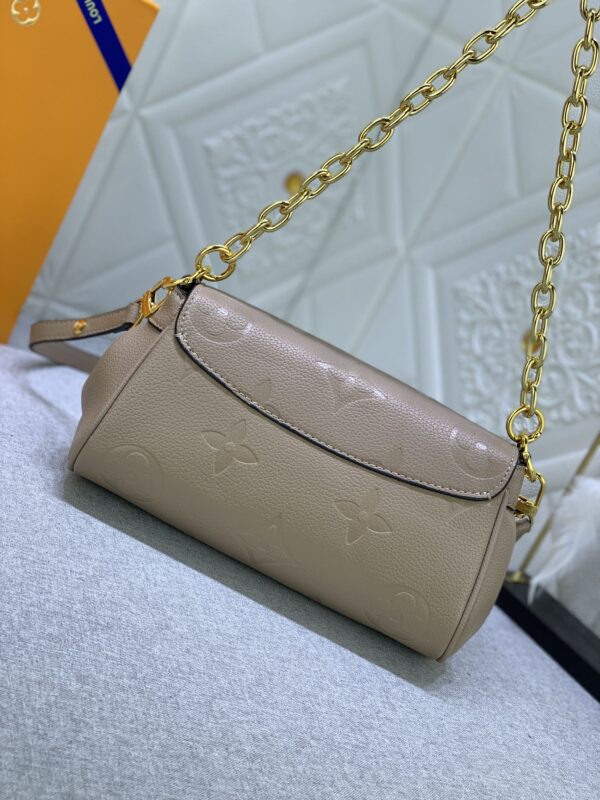 LOUIS VUITTON FAVORITE BAG DOVE GRAY 24CM M46393 - Image 4