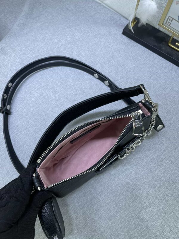 LOUIS VUITTON MARELLE QUARTZ BLACK 19 CM - Image 5