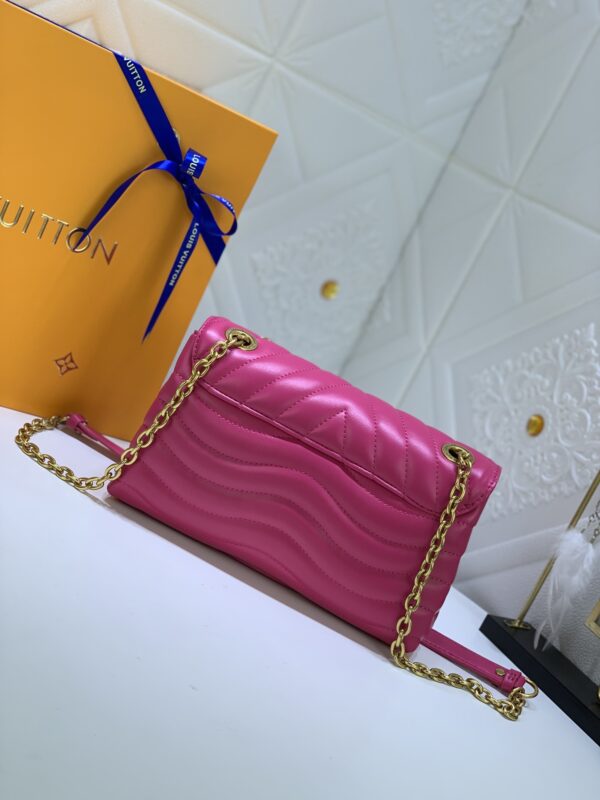LOUIS VUITTON NEW WAVE CHAIN BAG MM PINK 24CM M59349 - Image 6