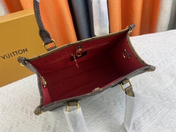 LOUIS VUITTON ONTHEGO PM 25CM M46373 - Image 5