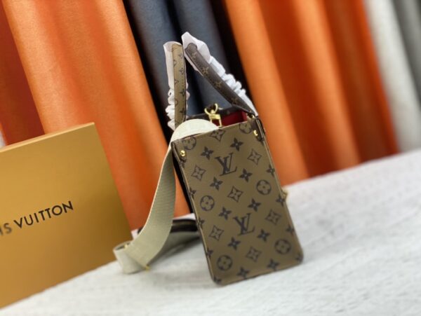 LOUIS VUITTON ONTHEGO PM 25CM M46373 - Image 2