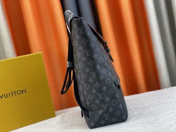 LOUIS VUITTON SAUMUR BACKPACK M45913 - Image 8