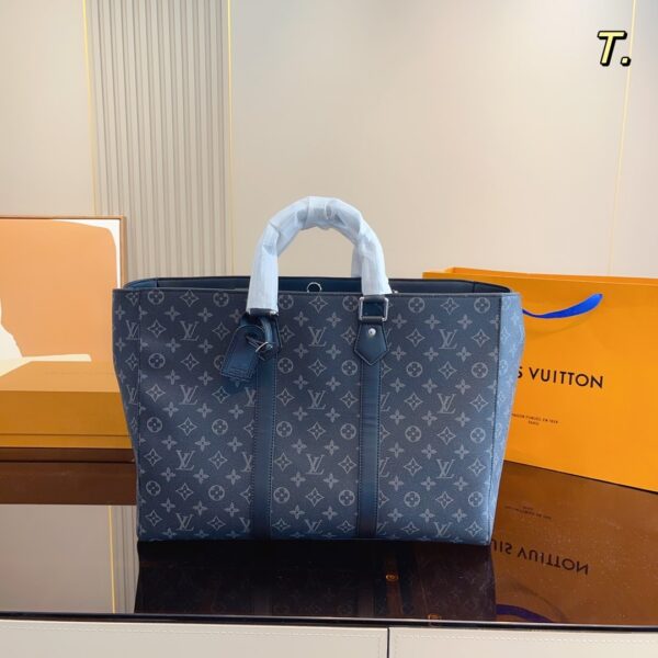 LUIS VUITTON SAC PLAT 24H BLACK - Image 5