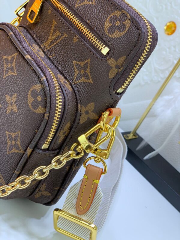 LOUIS VUITTON UTILITY PHONE POCKET 19CM M80746 - Image 3