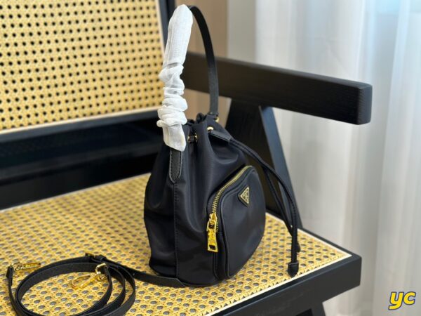 PRADA DUET RE-NYLON BUCKET SHOULDER BAG BLACK 18CM 1BH038 RV44 F0002VUOO - Image 5