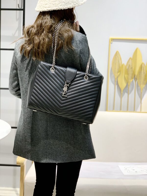 SAINT LAURENT BLACK GRAIN DE POUDRE MATELASSE CHEVRON MONOGRAM SHOPPING BAG SILVER HARDWARE - Image 3