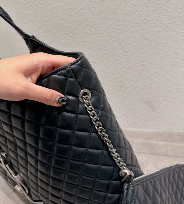 SAINT LAURENT ICARE SHOPPING BAG IN QUILTED BLACK SILVER 40CM - Image 3