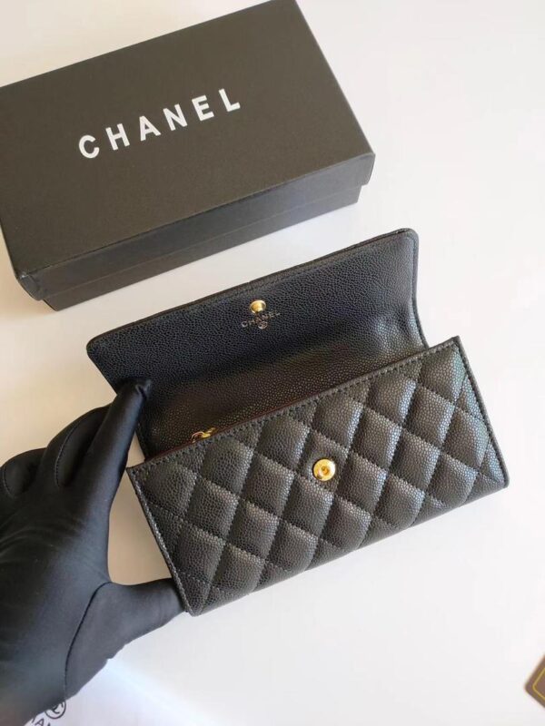 CHANEL CC 19 QUILTED BLACK LEATHER WALLET - Image 2