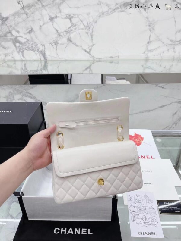 CHANEL CLASSIC MINI FLAP GOLD HARDWARE WHITE 25CM - Image 5