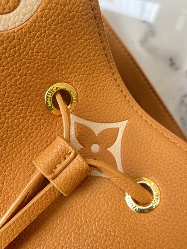 LOUIS VUITTON NÉONOÉ MM 26CM M45808 - Image 9