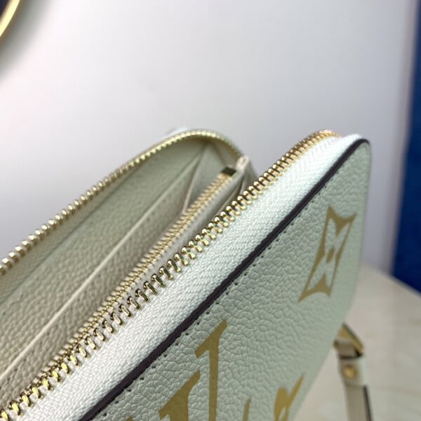 Louis Vuitton Monogram Empreinte Zippy Wallet 19cm M80402 - Image 8