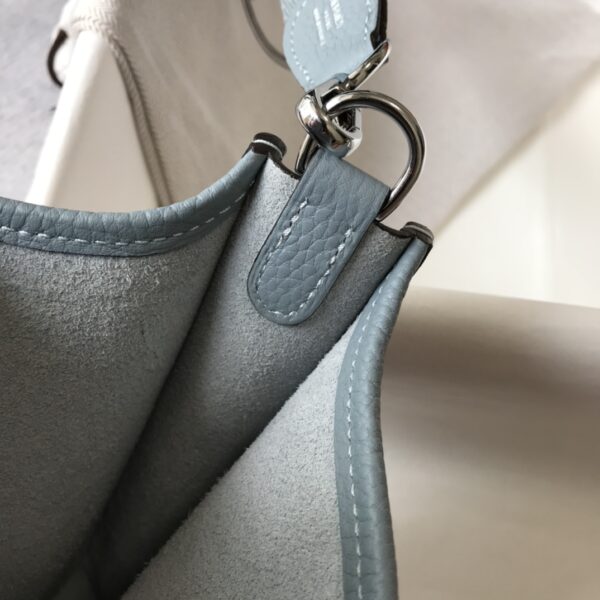 HERMES EVELYNE 16 AMAZONE LIGHT BLUE BAG 16CM - Image 2