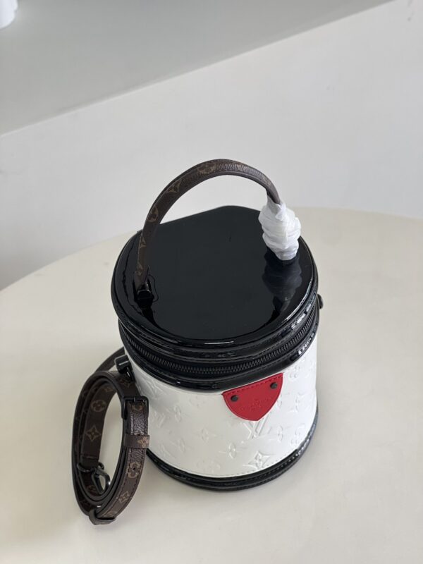 LOUIS VUITTON CANNES 17CM WHITE M20487 - Image 2
