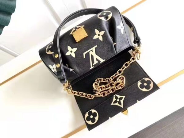 LOUIS VUITTON FAVORITE 24CM BLACK M45859 - Image 8