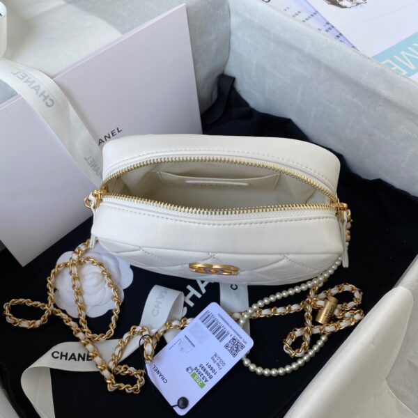 CHANEL SHOULDER BAG WHITE AS2856 - Image 7