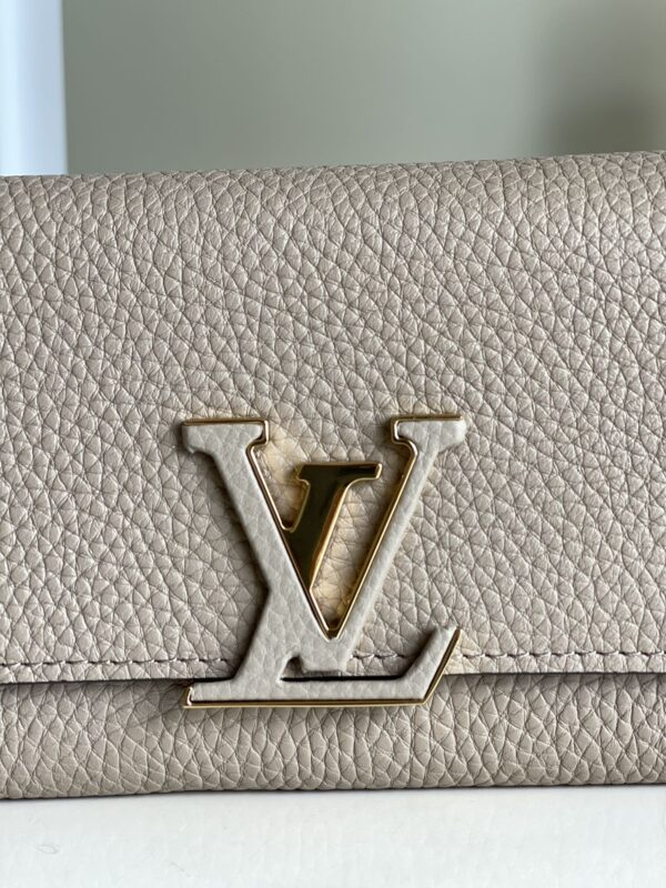 LOUIS VUITTON CAPUCINES WALLET GALET M61248 - Image 8