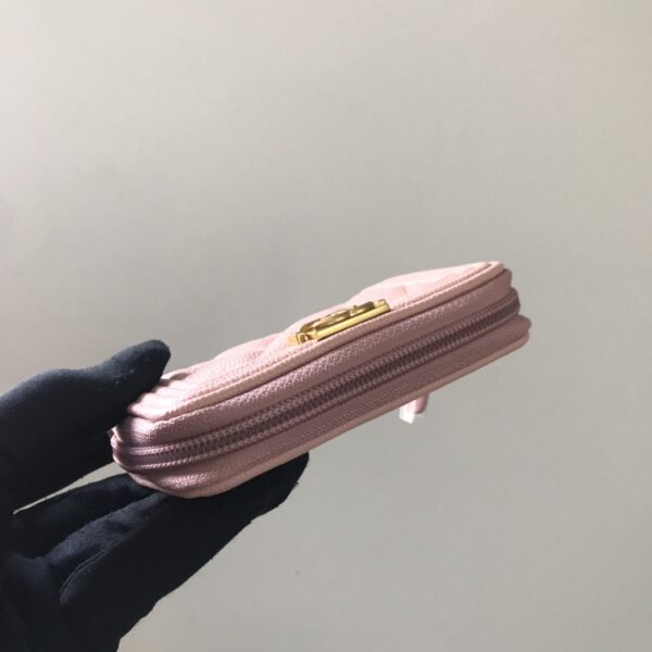 CHANEL BOY LOGO CC PINK GOLD - Image 8