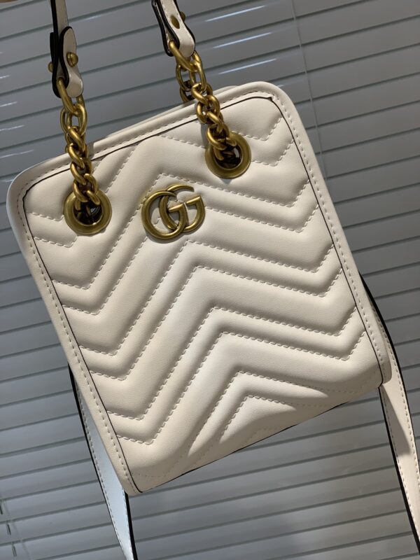 GUCCI MINI SAC GG MARMONT MATELASSE WHITE 696123 DTDHT 9022 - Image 9